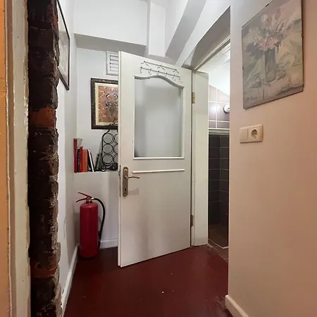 Apartment Roza's