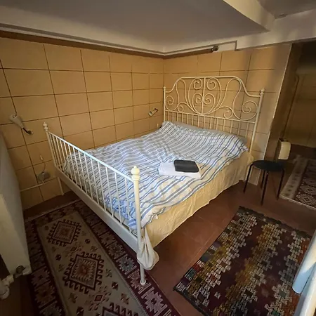 Roza's Apartment *
